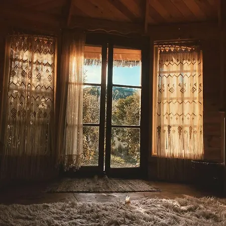 Cabayourte A La Mauvaise Herbe Chalet *